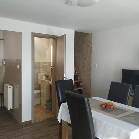 Mogyorosi Apartman Badacsonytordemic Exterior photo
